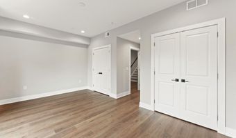 429 LEMONTE St, Philadelphia, PA 19128