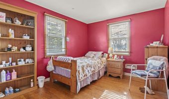 816 E Mayfair Rd, Arlington Heights, IL 60005