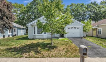 8 Dogwood Dr, Barnegat, NJ 08005