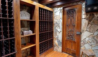 9307 Oak Trl, Ashland, VA 23005