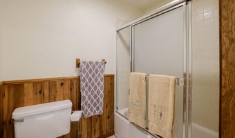 20640 Kandi Ct, Bend, OR 97701