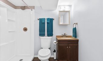 1000 LAKEVIEW Ln, Annapolis, MD 21409
