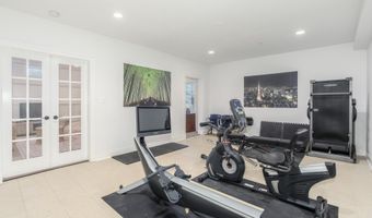5601 VERNON Pl, Bethesda, MD 20817