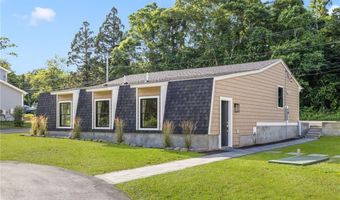 91 Carr Ln, Jamestown, RI 02835