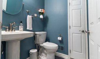 5 Hidden Valley Rd, Andover, NJ 07860