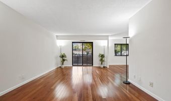 5904 MOUNT EAGLE Dr 105, Alexandria, VA 22303