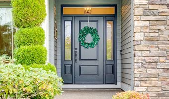 20800 YOSEMITE St, Aurora, OR 97002