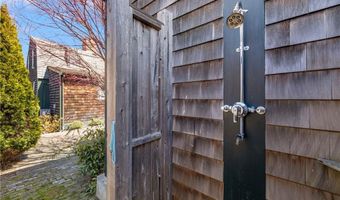27 William St, Newport, RI 02840
