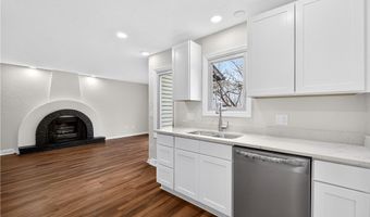 578 N Main St, Amherst, OH 44001
