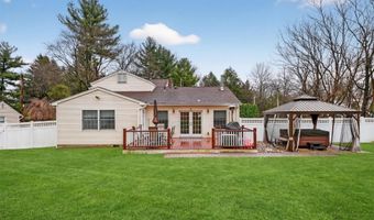 69 S Airmont Rd, Airmont, NY 10901