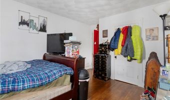 64 Chestnut Ave, Cranston, RI 02920