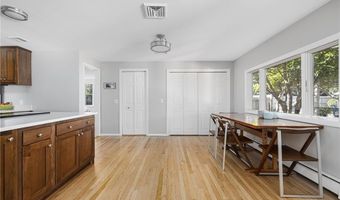 471 Annaquatucket Rd, North Kingstown, RI 02852
