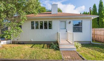 137 Kingstown Rd, Narragansett, RI 02882