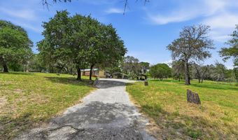 1027 Bluebonnet, Adkins, TX 78101