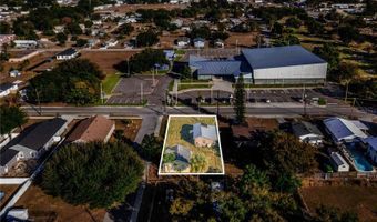 402 BENNETT St, Auburndale, FL 33823