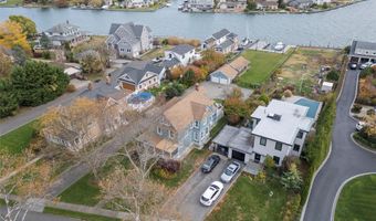 314 Ocean Ave, Amityville, NY 11701