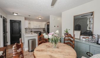 18 Suffolk Ct 159, Bedford, NH 03110