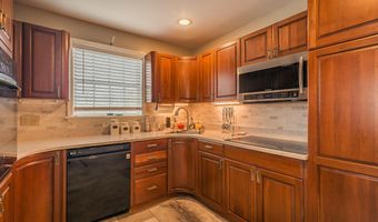 26 Columbia St, Amsterdam, NY 12010