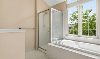 5900 Villa France Ave, Ann Arbor, MI 48103