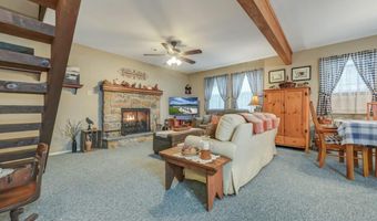 106 Burnshaw Ln, Albrightsville, PA 18210