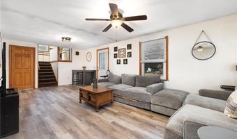 422 Shady Valley Rd, Coventry, RI 02816