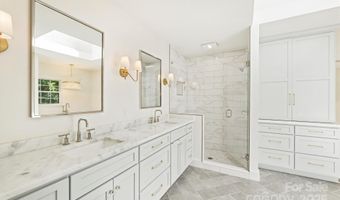 7022 Lancer Dr, Charlotte, NC 28226