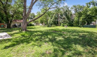 412 E Clark Ave, Augusta, KS 67010