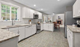 41 Nancy Dr, Ashland, MA 01721