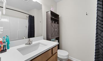 2817 21st St SW, Altoona, IA 50009