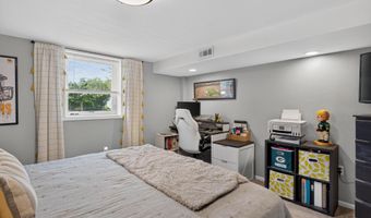 2526 Kellogg Ave, Ames, IA 50010