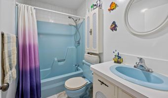 109 Country Club Rd, Avon, CT 06001