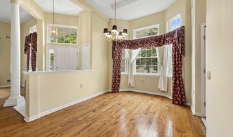 6 Rapids Ct, Barnegat, NJ 08005
