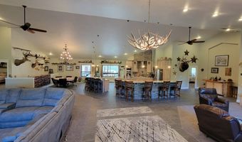 191 Clear Creek Rd, Cascade, ID 83611