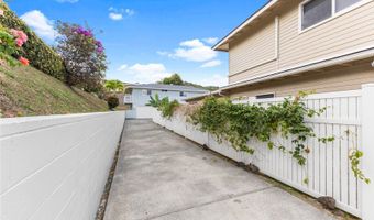 368 Keolu Dr, Kailua, HI 96734