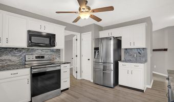2609 Senators Way, Indianapolis, IN 46217
