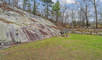 65 Albion Rd, Cumberland, RI 02864