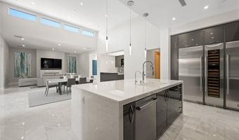 11 Hawkeye Ln, Las Vegas, NV 89135