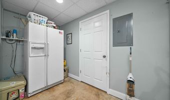748 Northwoods Dr, Ball Ground, GA 30107