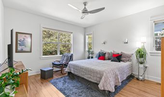815 Creek Stone Way, Ashland, OR 97520
