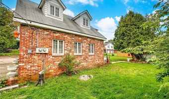 3 Waumsett Ave, Cumberland, RI 02864