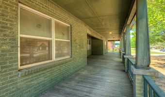 822 Stanley Ave, Ardmore, OK 73401