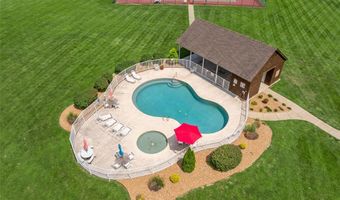 208 Berg Crossing Dr, Augusta, MO 63332