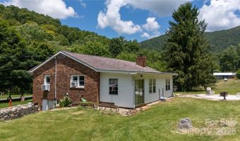 1424 Bear Creek Rd, Bakersville, NC 28705
