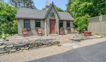 48 Old Searsport Ave, Belfast, ME 04915