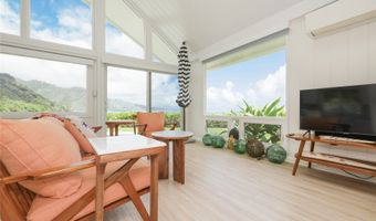 51-529 Kamehameha Hwy 4, Kaaawa, HI 96730