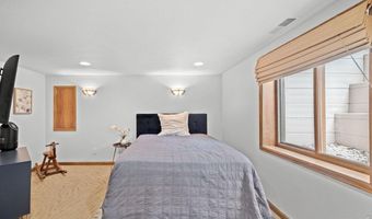 1272 Clubhouse Dr, Broomfield, CO 80020