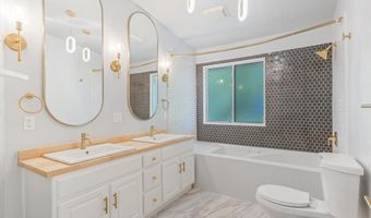 433 W CHASE Ln N, Centerville, UT 84014