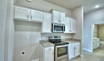 4414 JUNEBERRY Dr, Auburndale, FL 33823