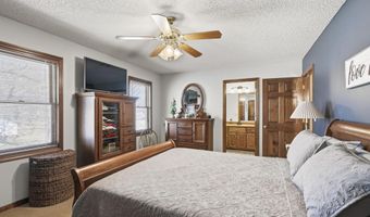 916 E 27th St, Baxter Springs, KS 66713