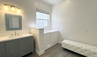 1 Dunes Ter, Barnegat, NJ 08005